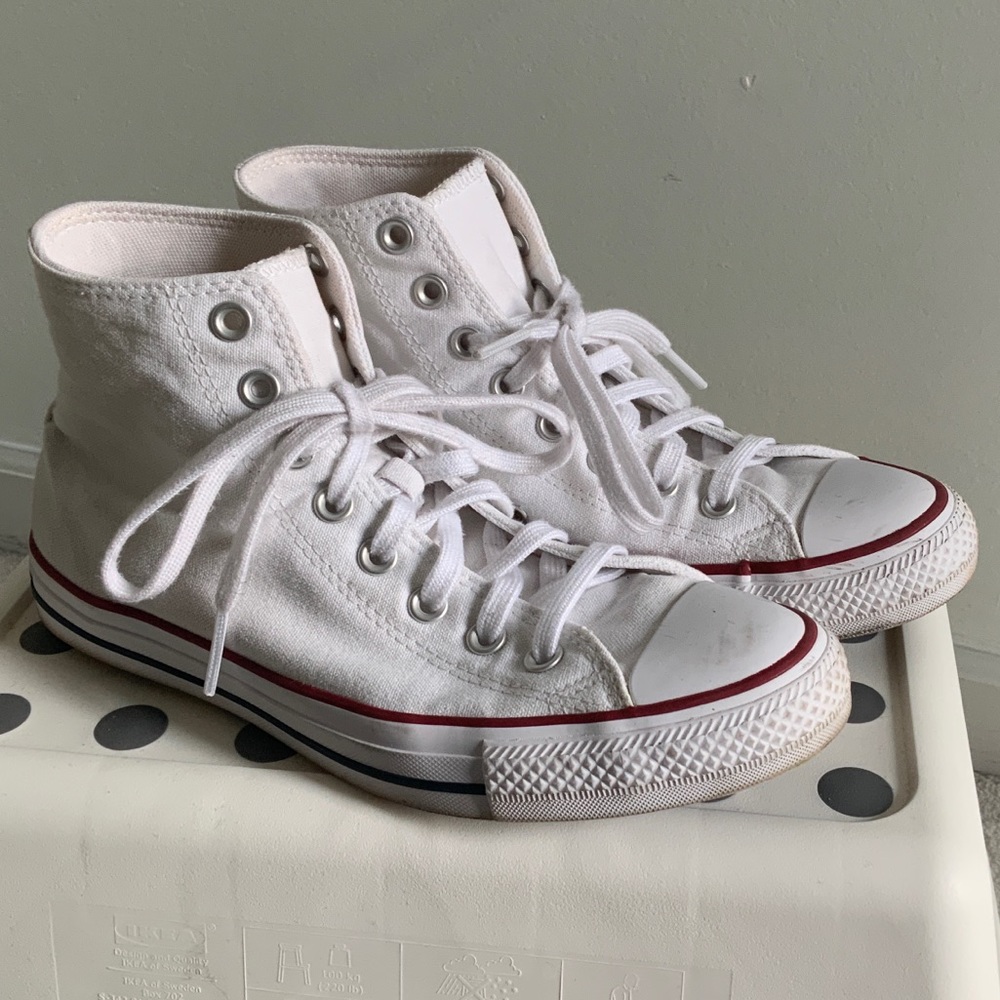 Converse Women's Chuck Taylor All Star High Hi Top Sneakers in White